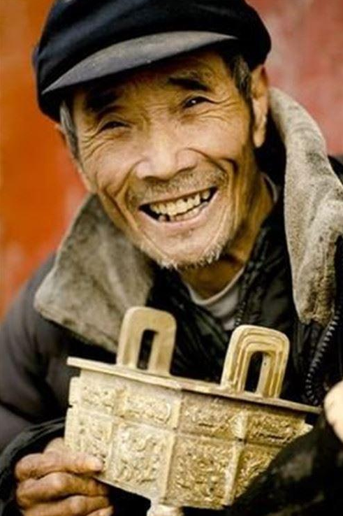 贷款逾期带全村发财,河南造假古董村